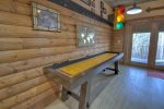 River Lodge: Lower-Level Living Room Shuffleboard